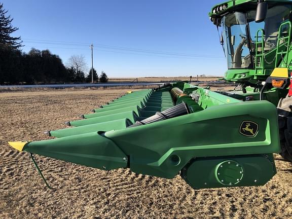 Image of John Deere C12R equipment image 1