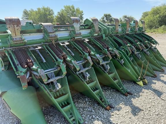 Image of John Deere C16F equipment image 1