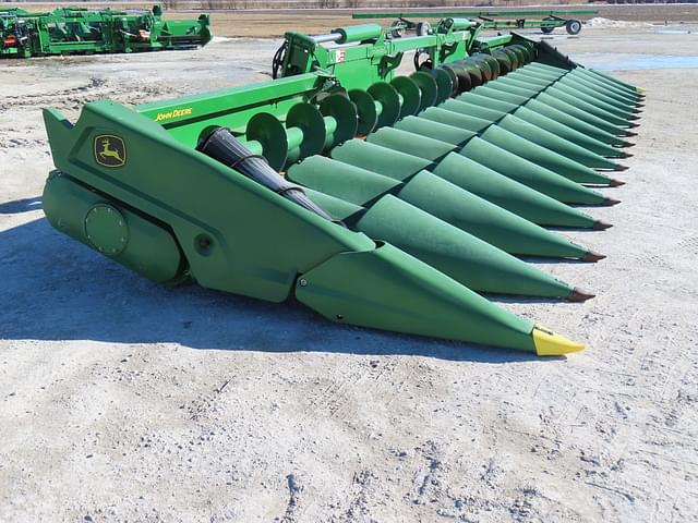 Image of John Deere C16F equipment image 4