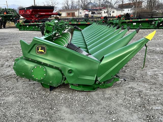 Image of John Deere C16F equipment image 2