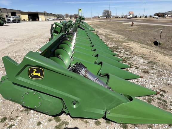 Image of John Deere C16F equipment image 2