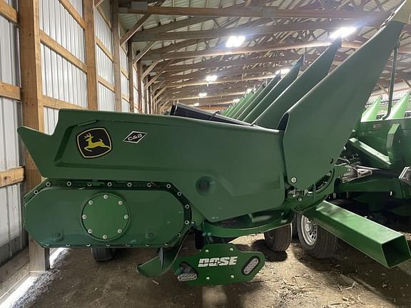 Image of John Deere C16F equipment image 1