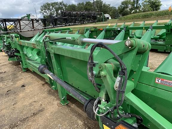 Image of John Deere C16F equipment image 3