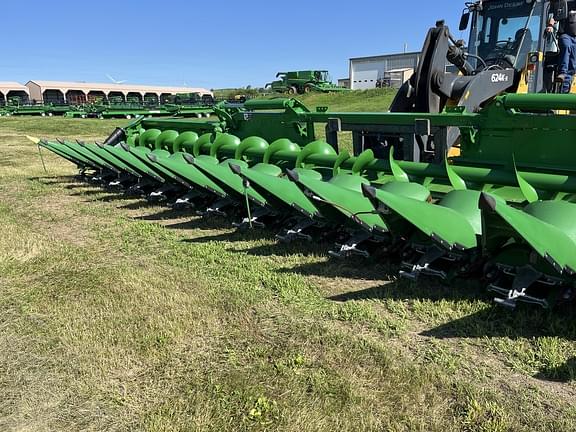 Image of John Deere C16F equipment image 1