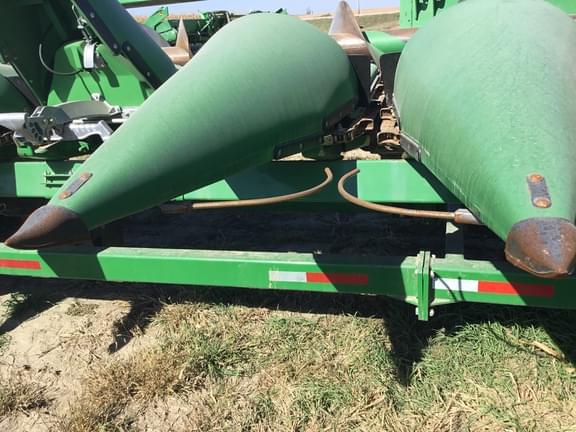 Image of John Deere C16F equipment image 4