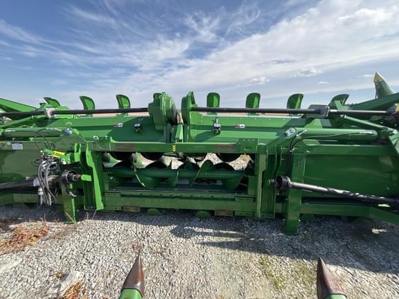 Image of John Deere C16F equipment image 4