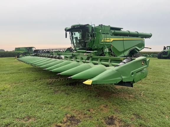 Image of John Deere C16F Primary image