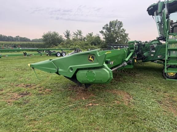 Image of John Deere C16F equipment image 1