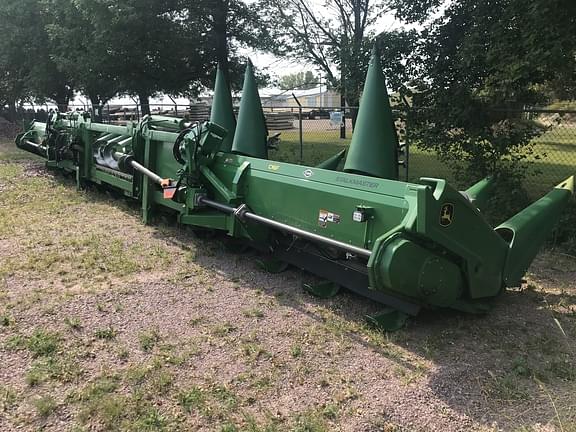 Image of John Deere C16F equipment image 3