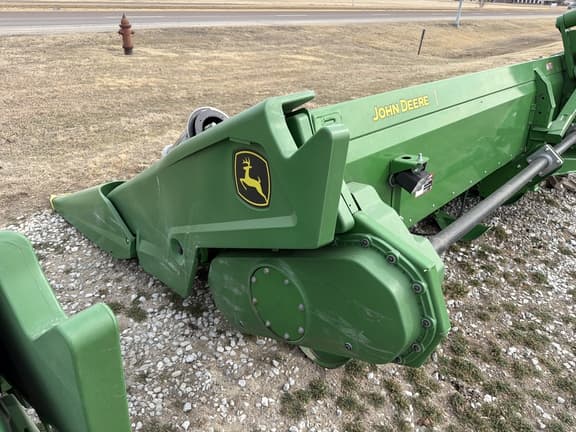 Image of John Deere C16F equipment image 4