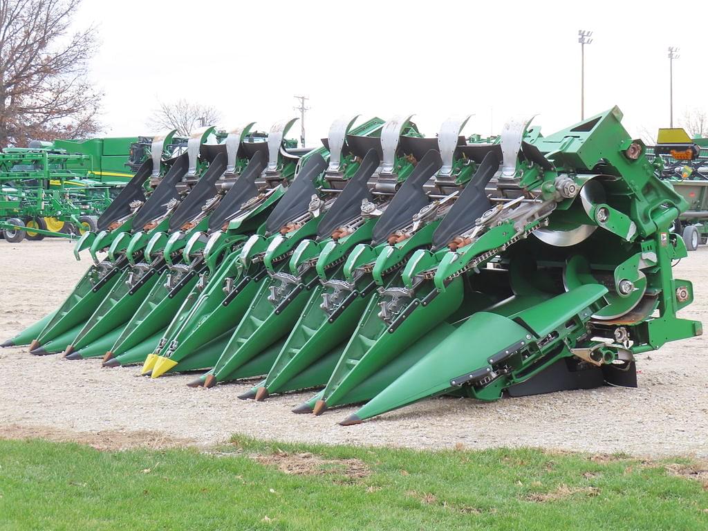 Image of John Deere C16F Primary image