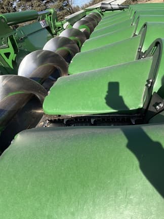 Image of John Deere C16F equipment image 3