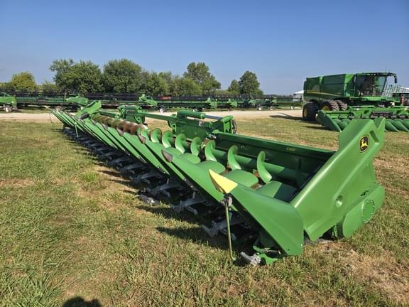 Image of John Deere C16F Primary image