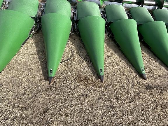 Image of John Deere C16R equipment image 3