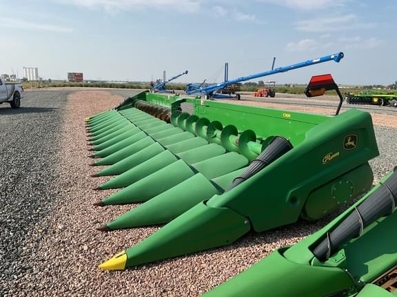 Image of John Deere C16R equipment image 2