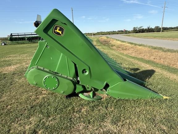 Image of John Deere C16R equipment image 1