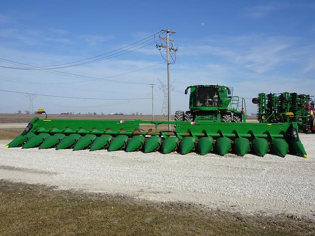 Image of John Deere C16R equipment image 1