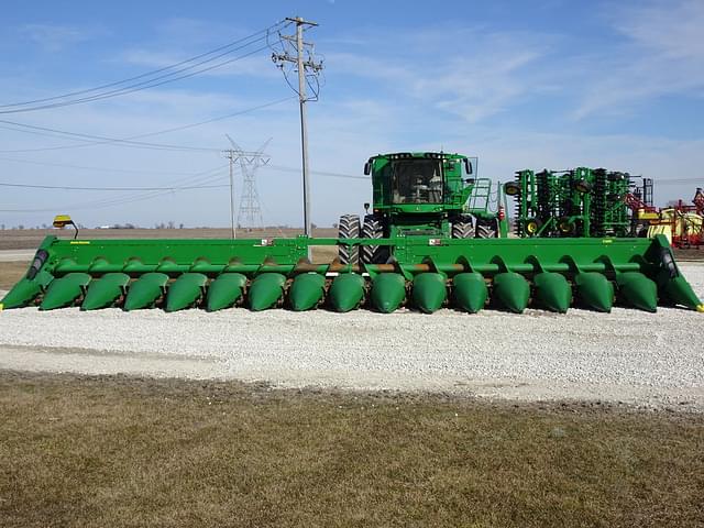 Image of John Deere C16R equipment image 3