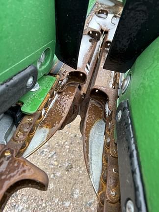 Image of John Deere C16R equipment image 4