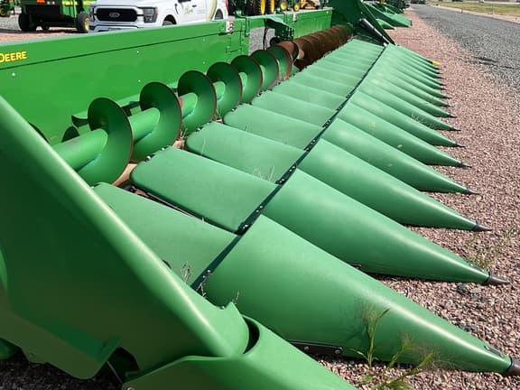 Image of John Deere C16R equipment image 4