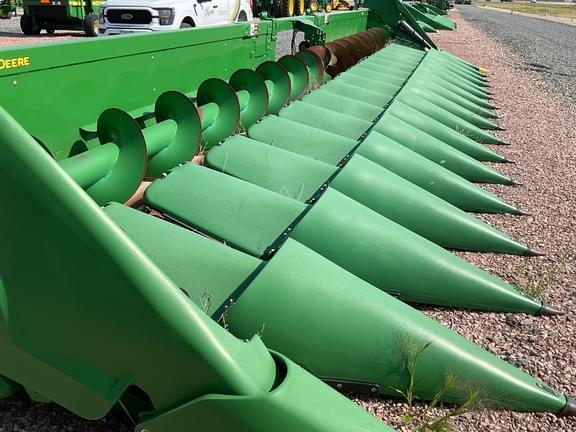 Image of John Deere C16R equipment image 4