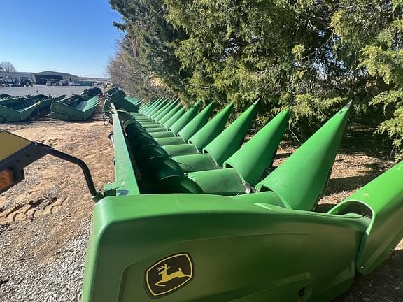 2023 John Deere C16R Equipment Image0