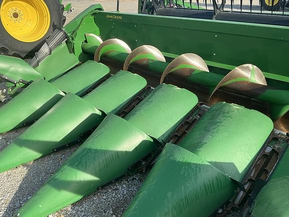 Image of John Deere C16R equipment image 3