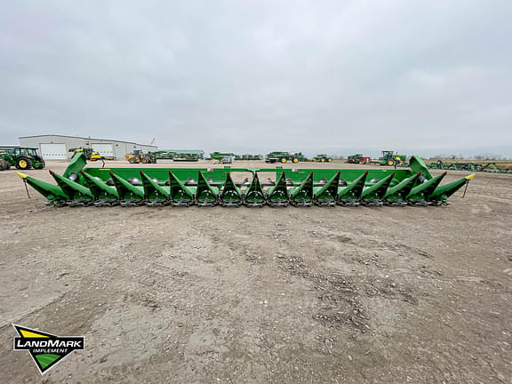 Image of John Deere C16R equipment image 1
