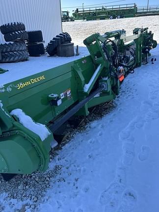 Image of John Deere C18F equipment image 2