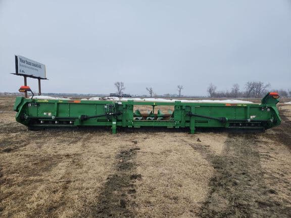 Image of John Deere C18R equipment image 4