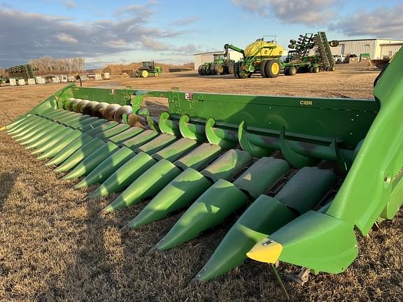 Image of John Deere C18R equipment image 3