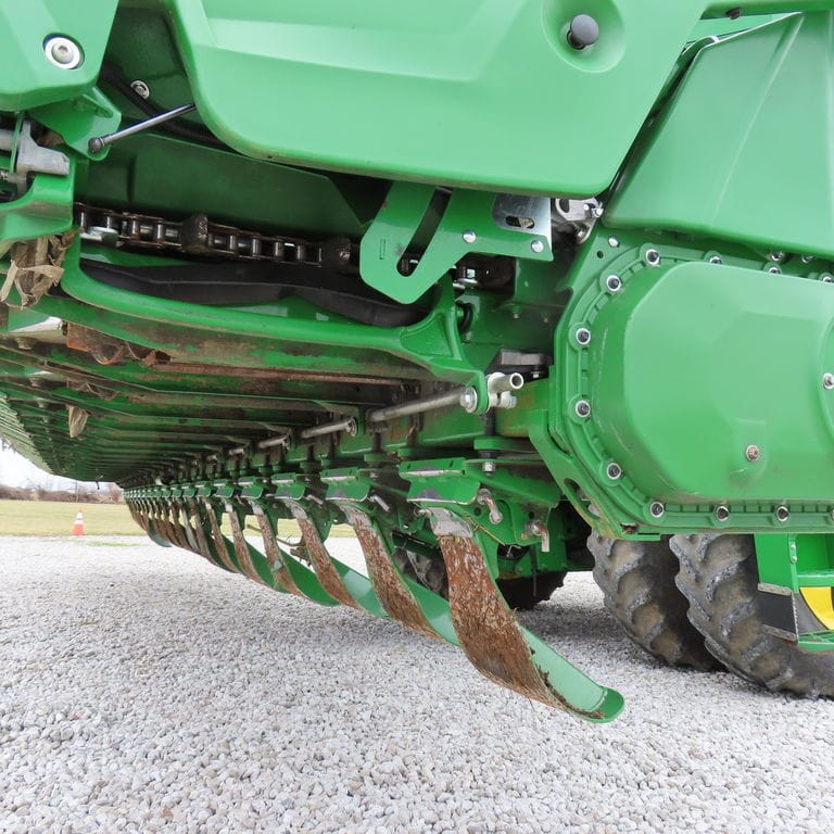 2023 John Deere C18R Equipment Image0