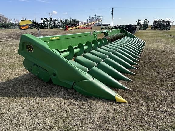 Image of John Deere C18R Primary image