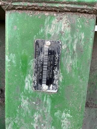 Image of John Deere C18R equipment image 4