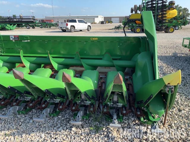 Image of John Deere C18R equipment image 4