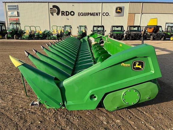 Image of John Deere C18R equipment image 2