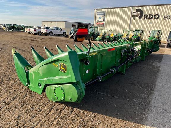 Image of John Deere C18R equipment image 3