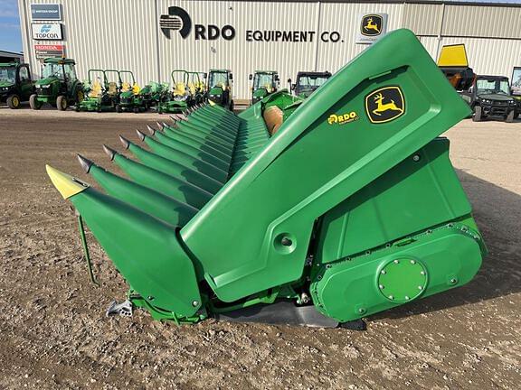 Image of John Deere C18R equipment image 1