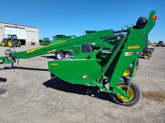 Main image John Deere C300