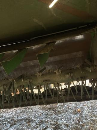 Image of John Deere C400 equipment image 3