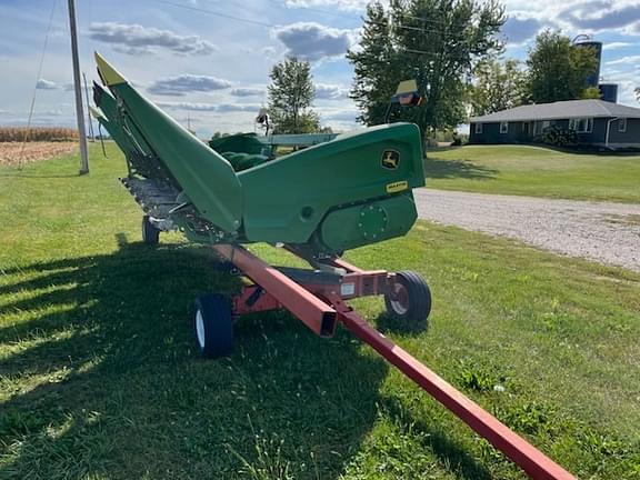 Image of John Deere C6R equipment image 3