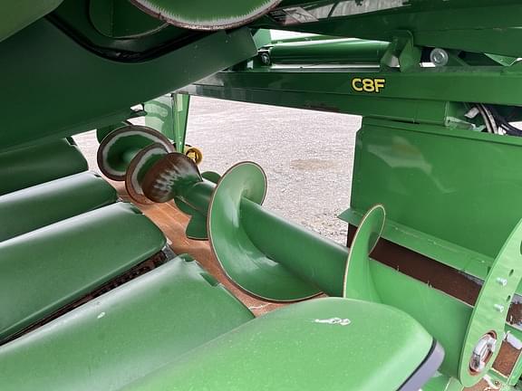 Image of John Deere C8F equipment image 4