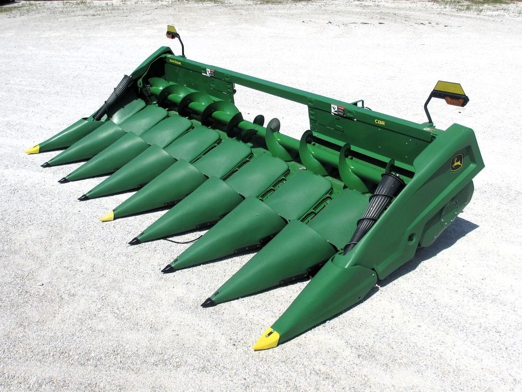 2023 John Deere C8R Equipment Image0