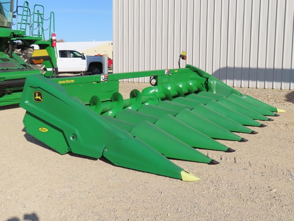 2023 John Deere C8R Equipment Image0