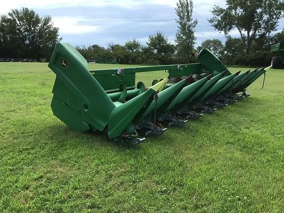 Image of John Deere C8R Primary image