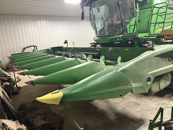 Image of John Deere C8R equipment image 1