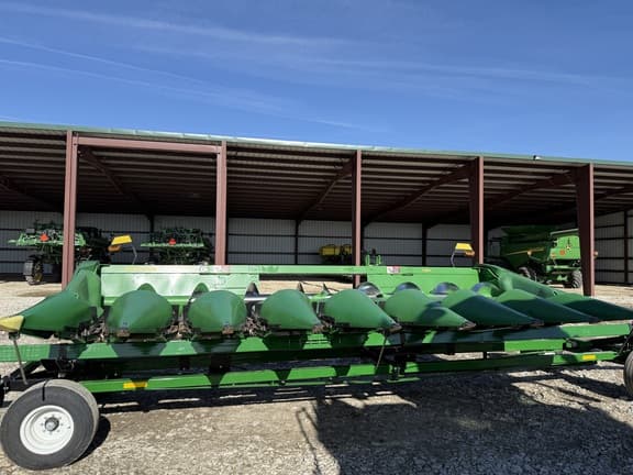 Image of John Deere C8R equipment image 1