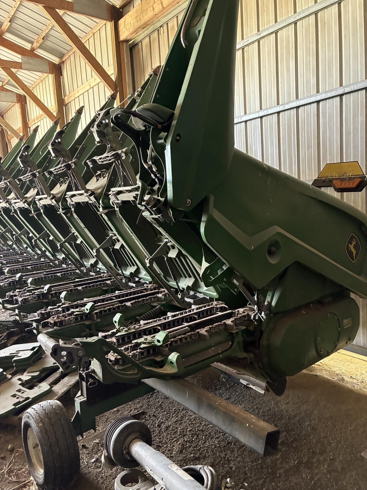2023 John Deere C8R Equipment Image0