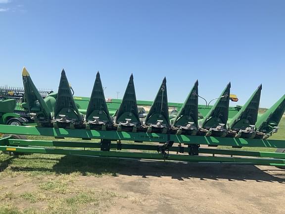 Image of John Deere C8R equipment image 3