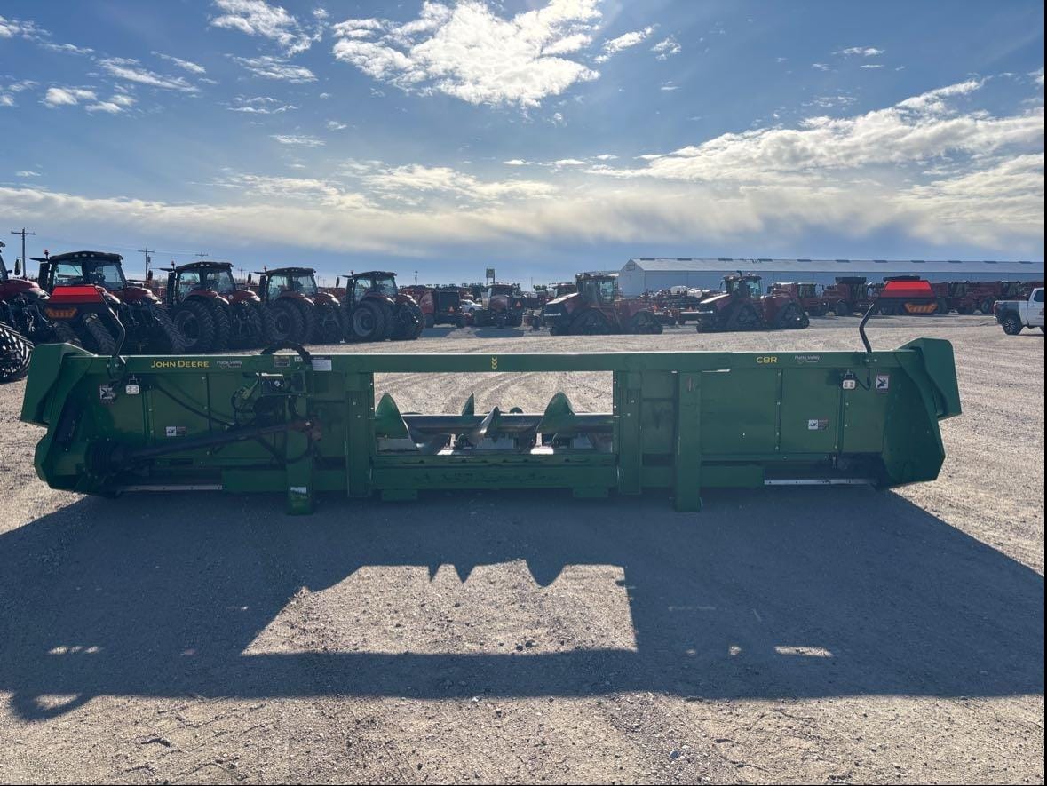 Main image John Deere C8R